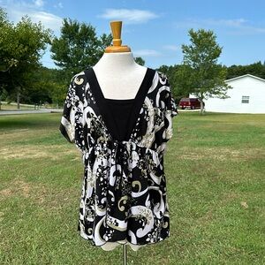 Green and black floral print top